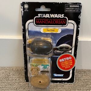The Mandalorian The Child Figure with Accessories - Retro Collection
